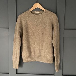 Lambswool sweater